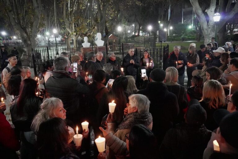 Fernando Gray conmemoró el 72° aniversario del paso a la inmortalidad de María Eva Duarte de Perón